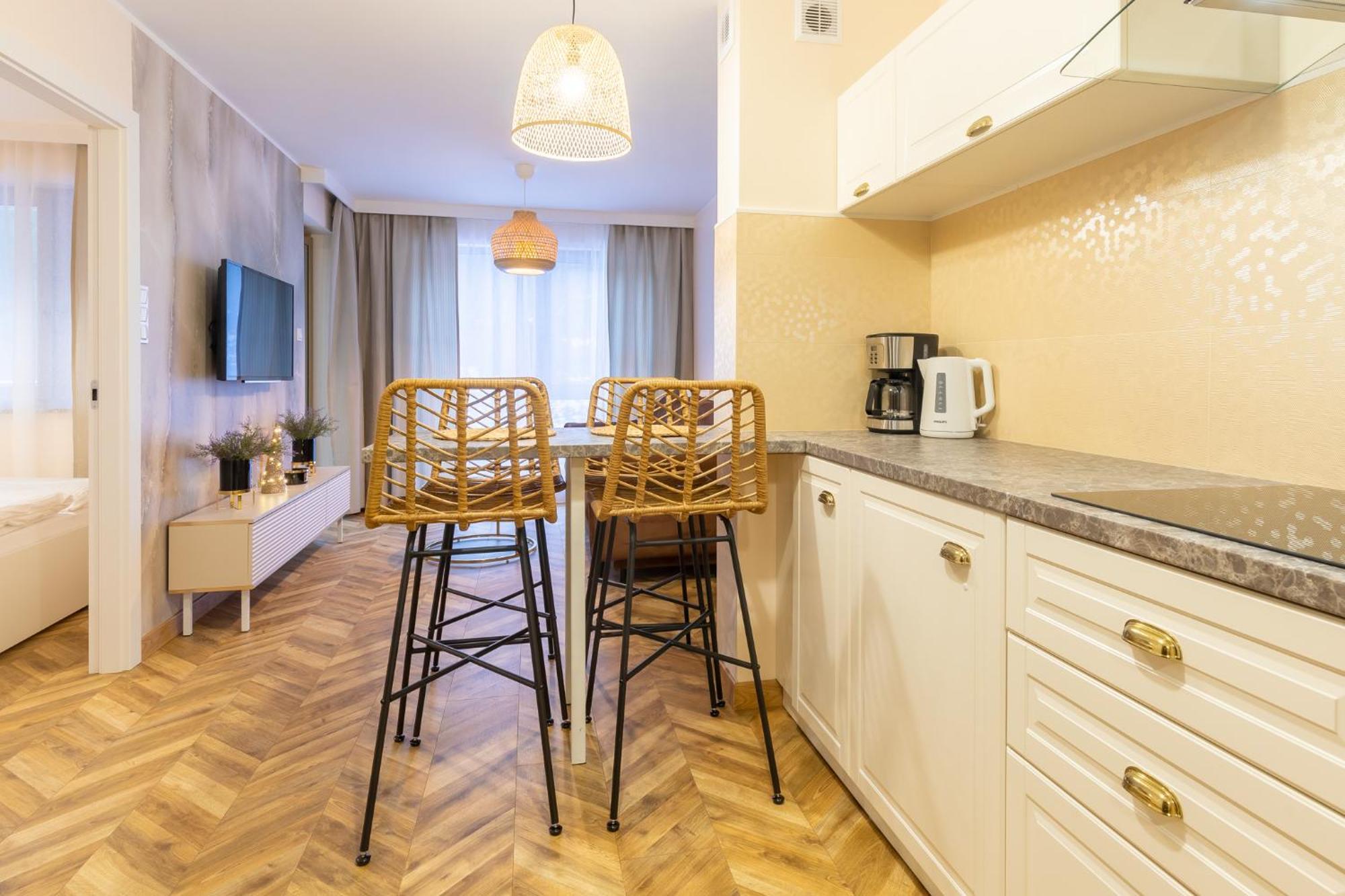 Rentplanet - Apartamenty Kilinskiego Шклярска Поремба Екстериор снимка